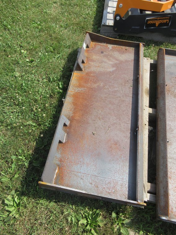 Land Honor skid steer plate