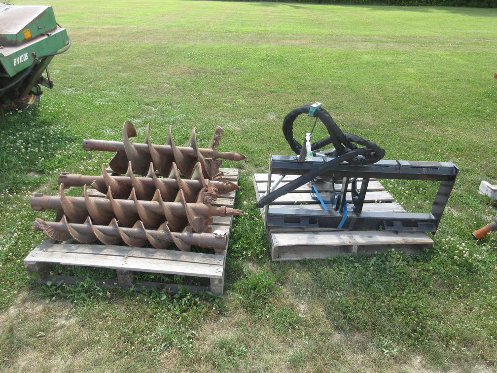 Premier HO55PD skid steer power auger with bits