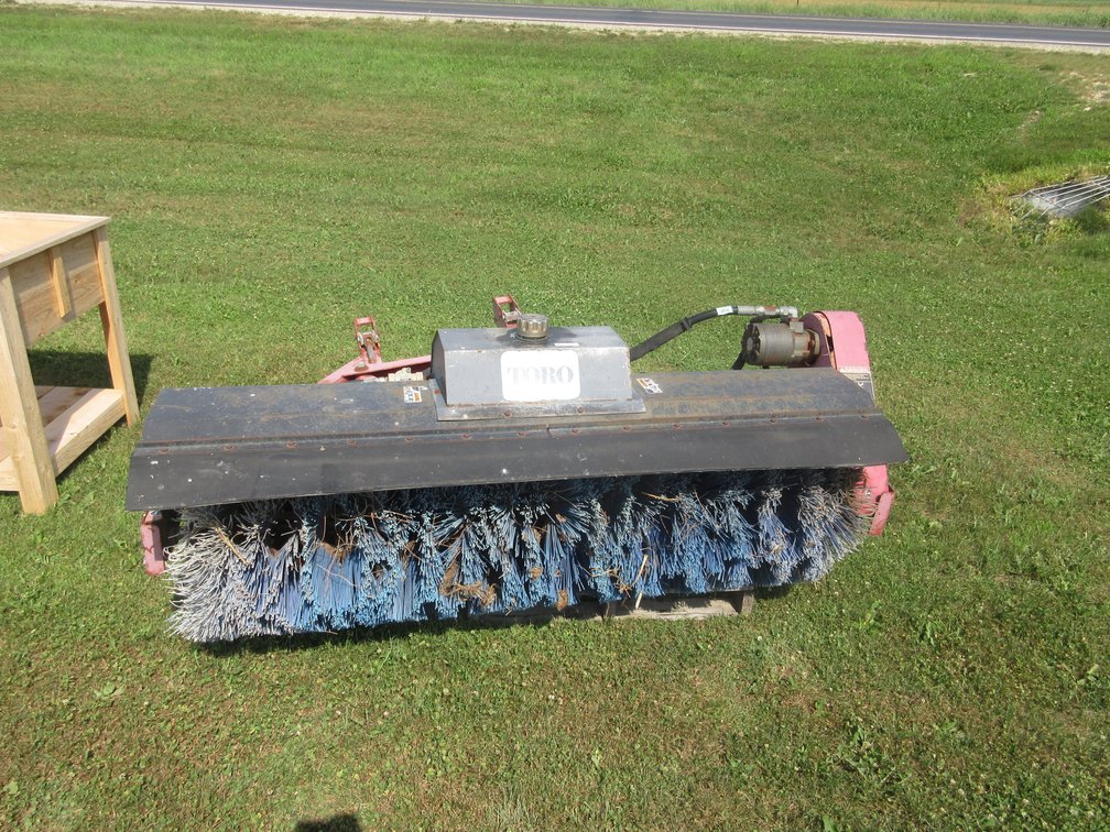 Toro Power Broom