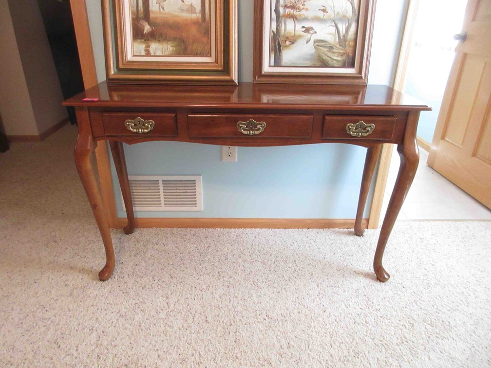 Queen Anne style 3-drawer sofa table