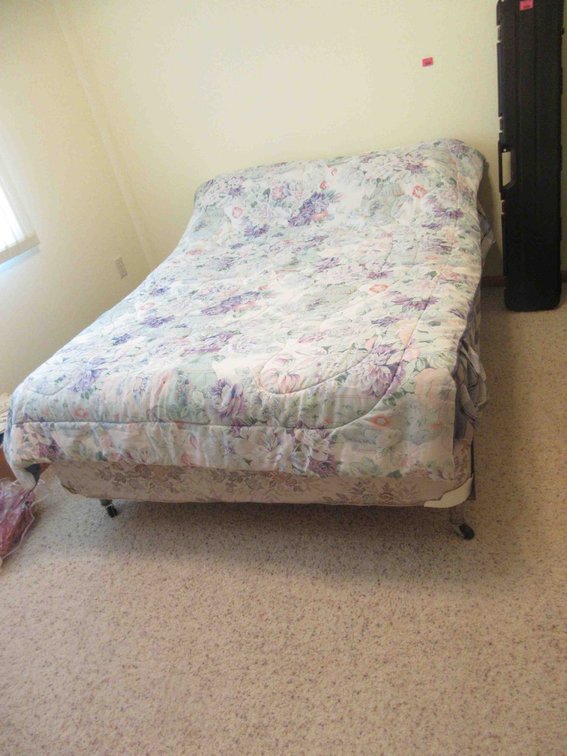 Full size bed set