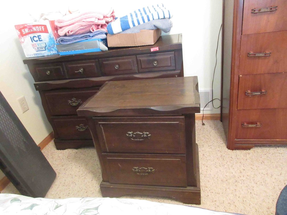 Vintage 2-piece bedroom set