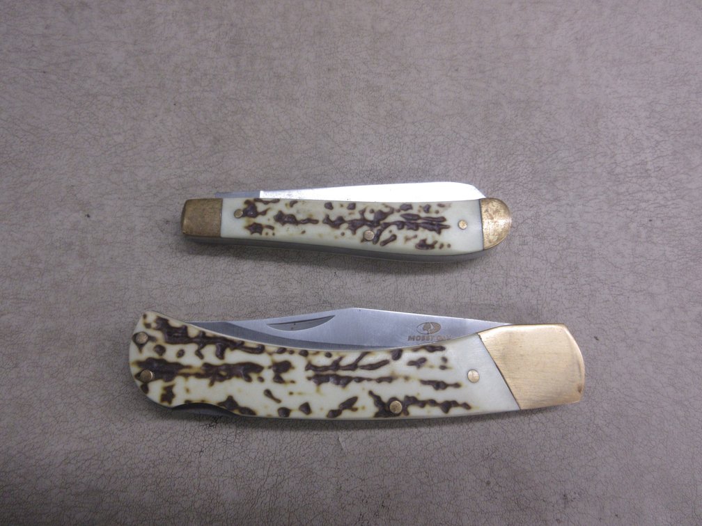 (2) Stag handle Mossy Oak pocket knives