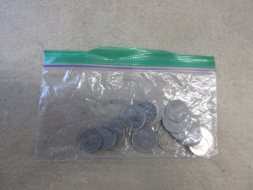 Canada coins and $2 bill