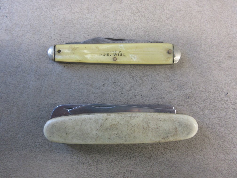 (2) Vintage advertising pocket knives