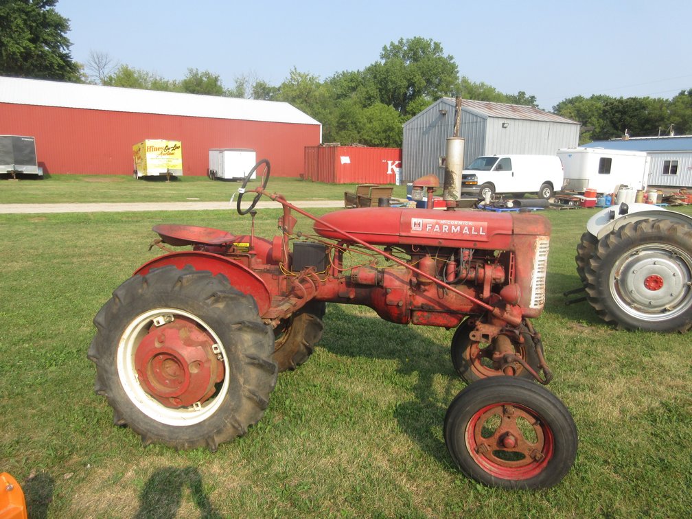 International Harvester McCormick Farmall A wide front tractor (runs and drives)