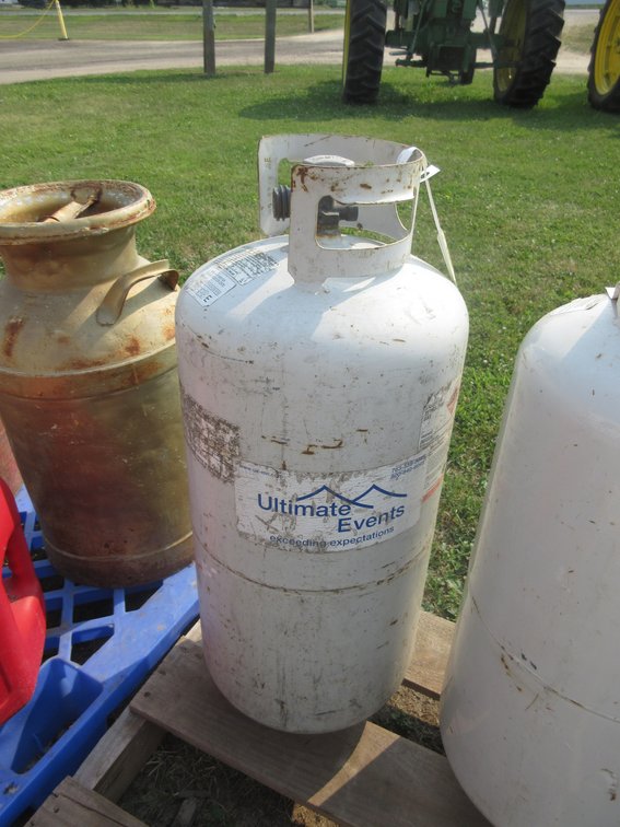Metal portable LP gan tank, empty