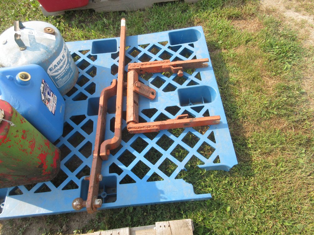 Vintage tractor receiver hitch bar