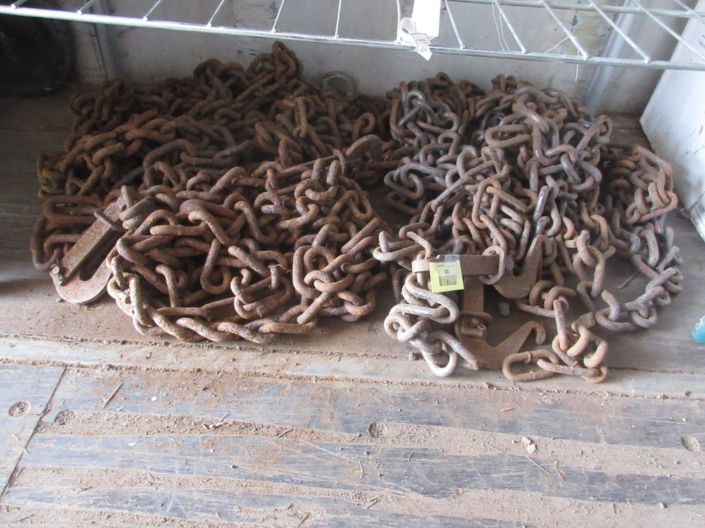 Pair of tire chains