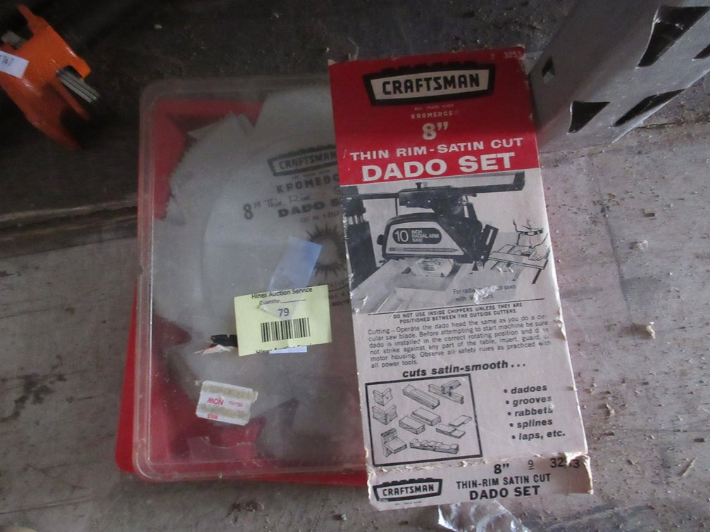 Dado blade group