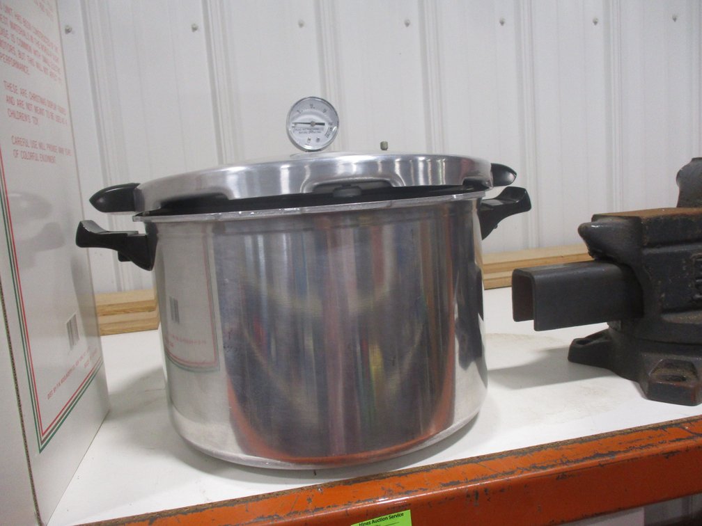 Presto pressure cooker