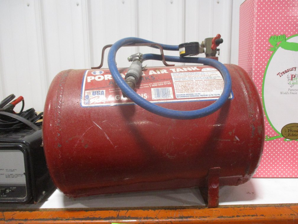 Air tank