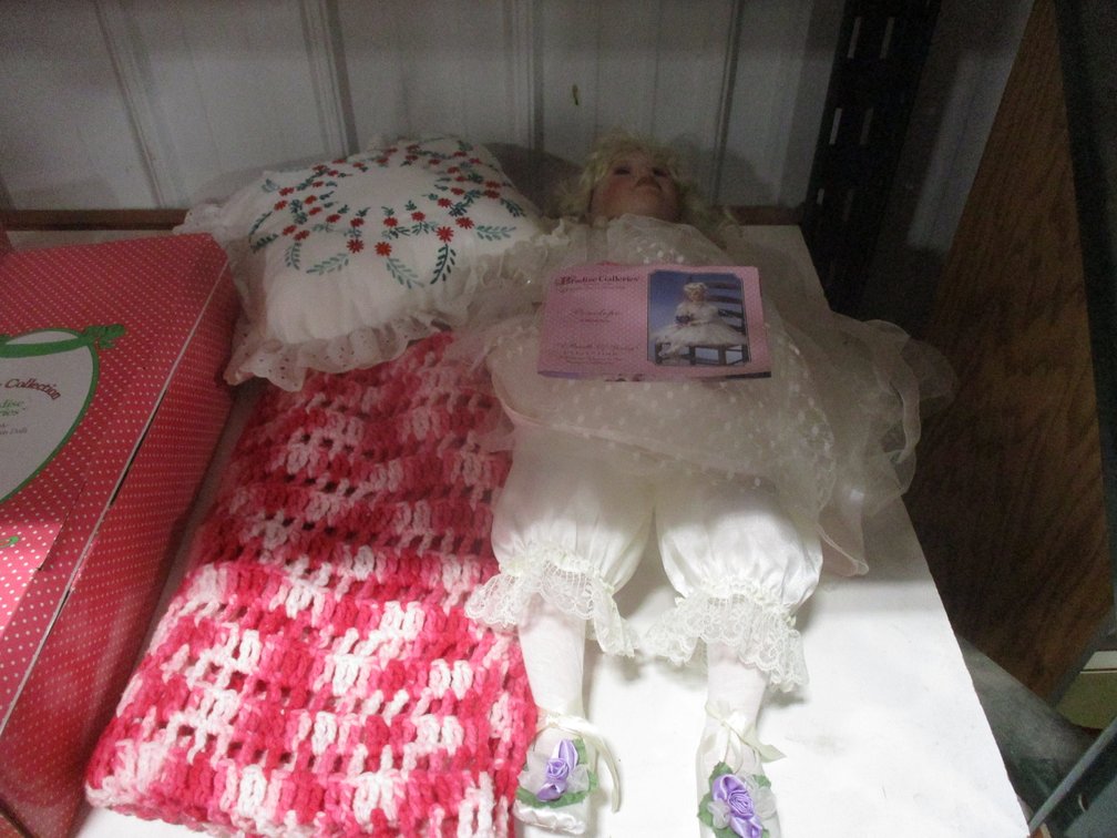 Doll group