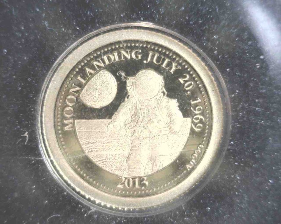 2013 Samoa $5 moon landing gold