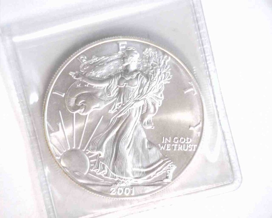 2001 US $1 Silver Eagle