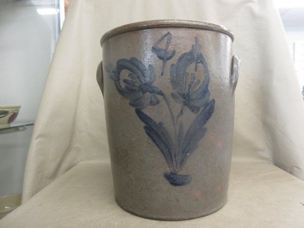 Mid-19th century American salt-glazed stoneware crock with hand-brushed cobalt blue tulip design