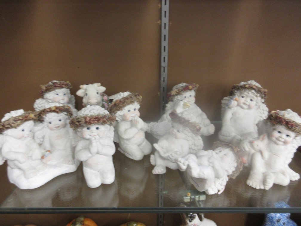 Group of Dreamsicle figurines