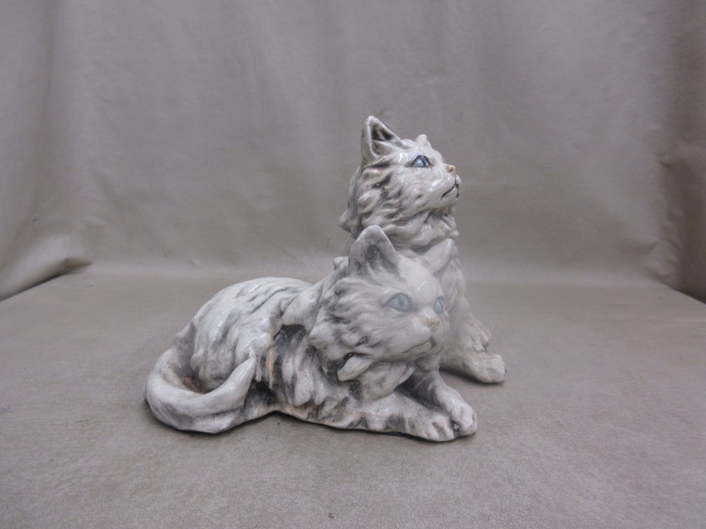 Limoges resin cat figure