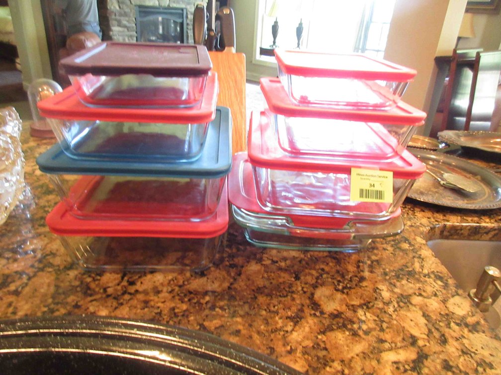 Group of Pyrex pans with lids