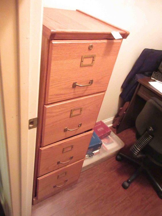 4-Drawer file cabinet