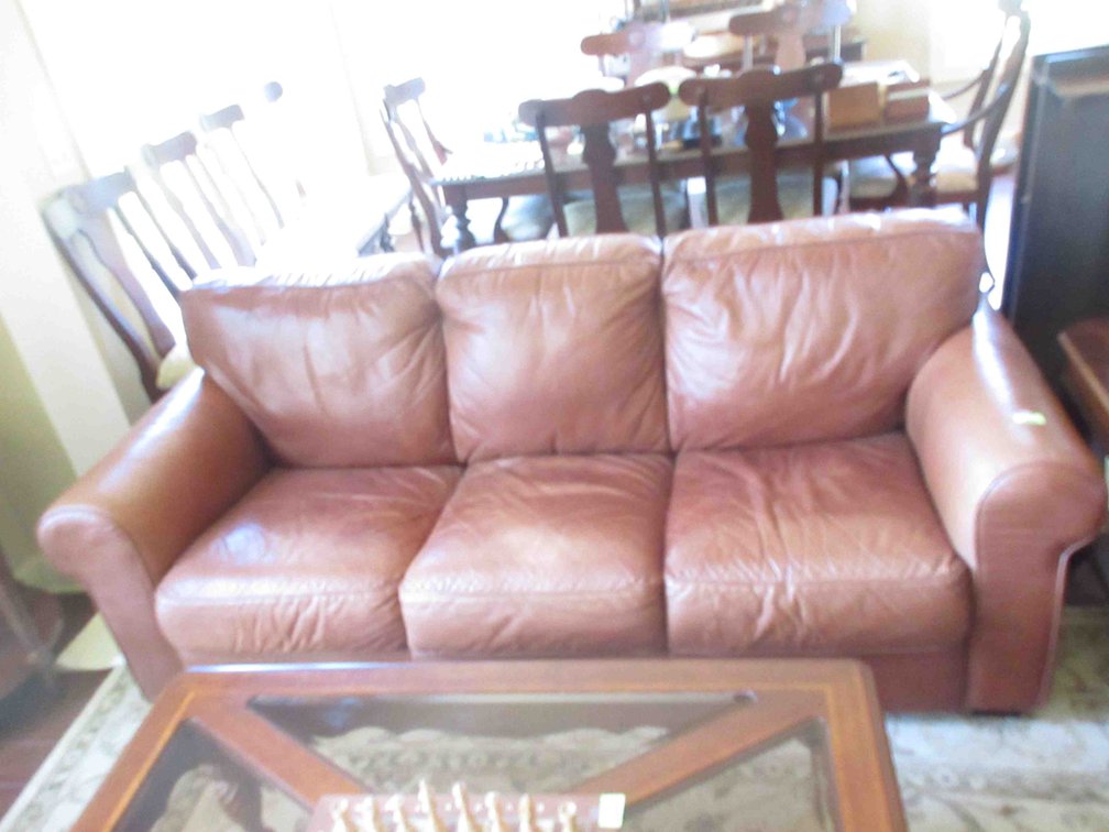 Decord leather sofa