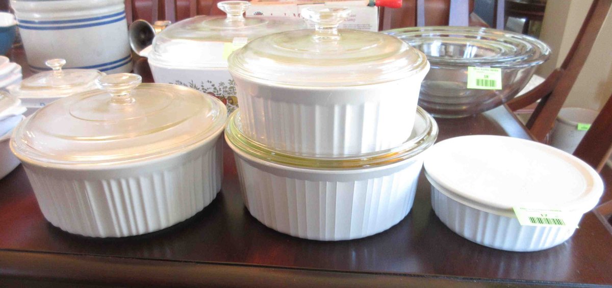 (4) Corning Ware casseroles