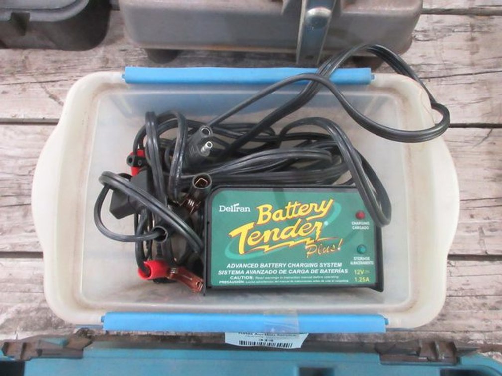 Deltran battery tender