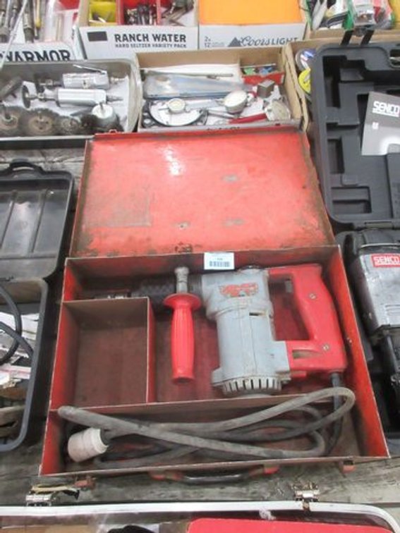 Hilti TE17 hammer drill
