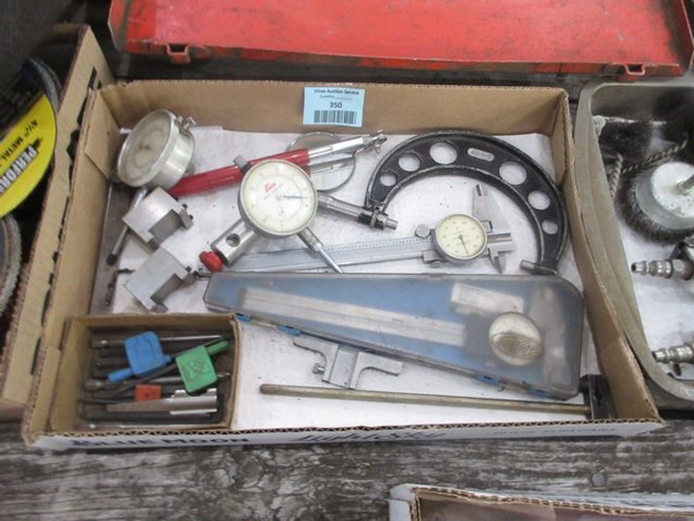 Flat of precision tools
