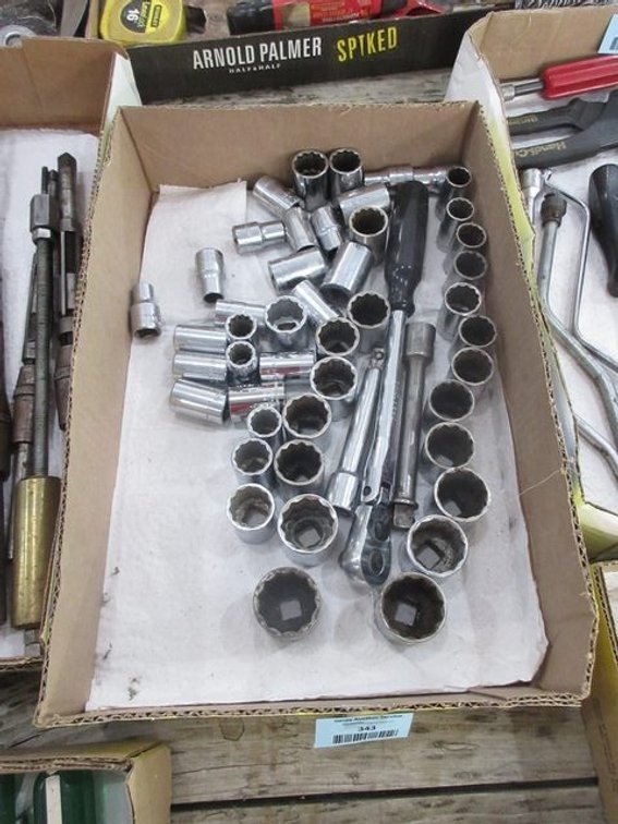 Craftsman 1/2" drive socket group