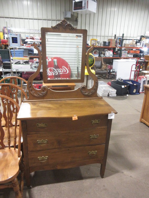 Antique maple 3-drawer dresser with wishbone mirror