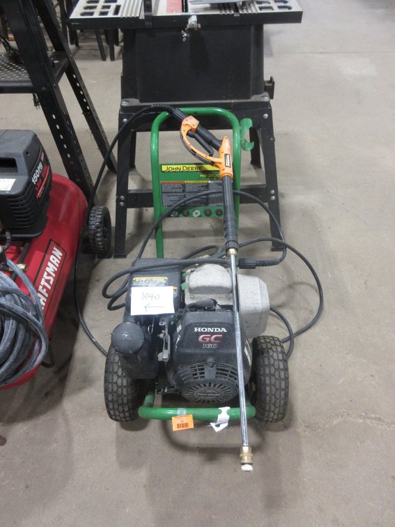 John Deere pressure washer