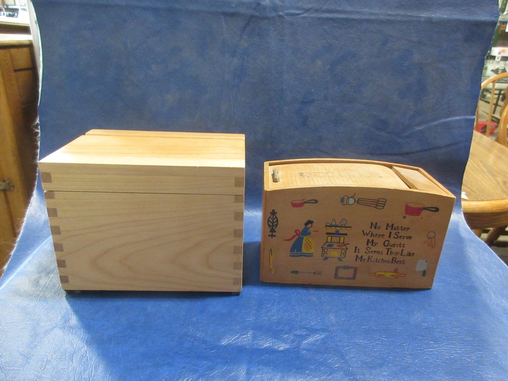 (2) Wood recipe boxes