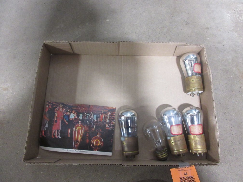 Vintage bulb group