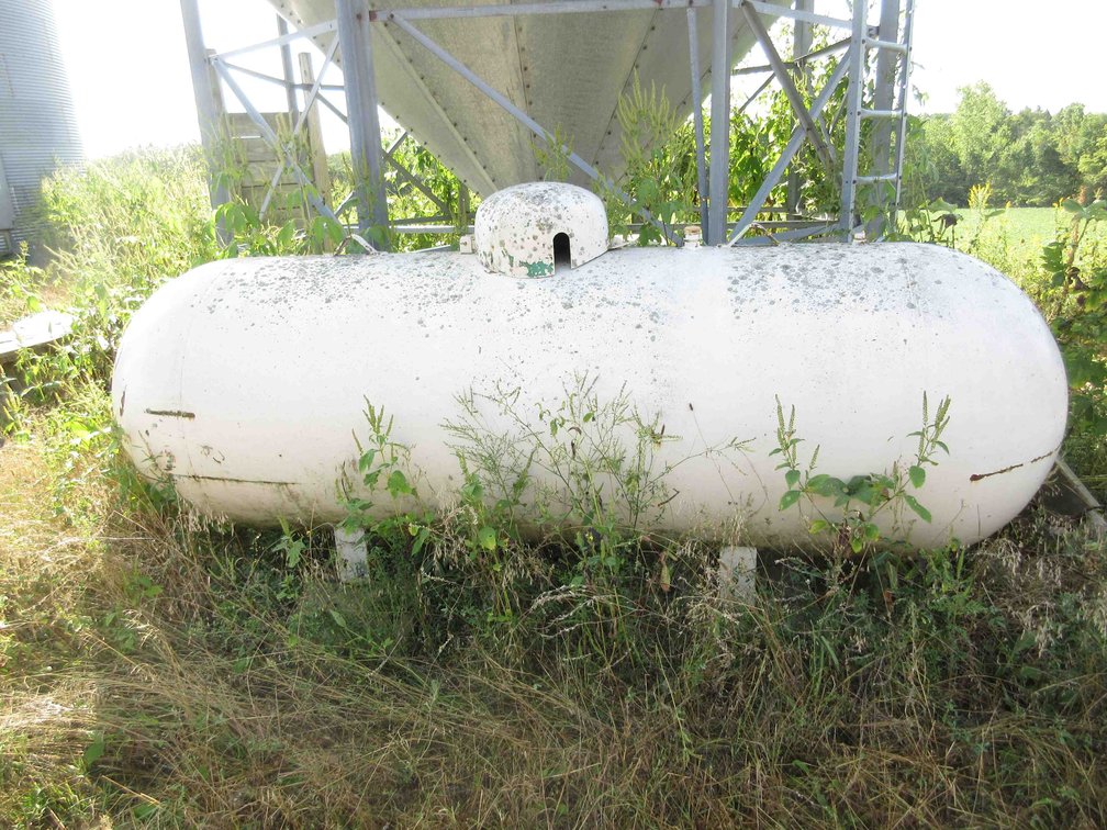 Propane tank