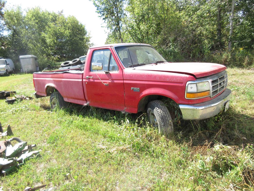 1994 Ford F150 XL pickup (currently not running - no title)