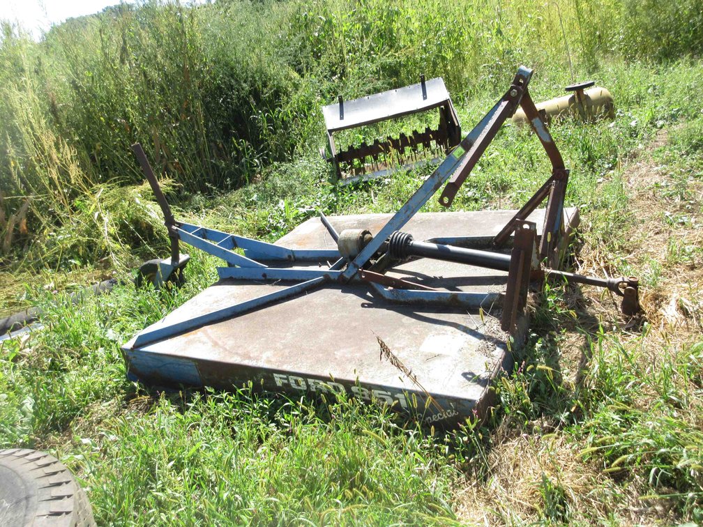 Ford 951 Special 3pt brush mower