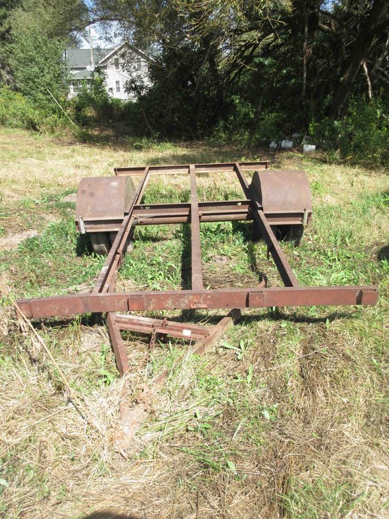 Single axle trailer frame