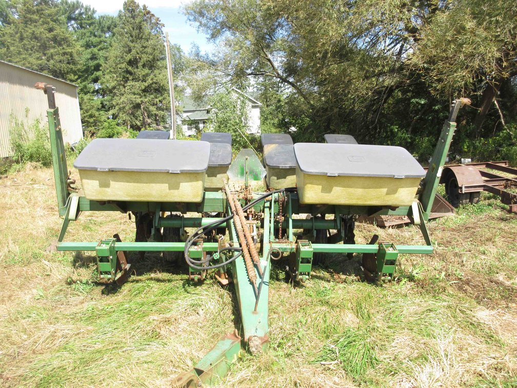 John Deere 7000 4-row planter