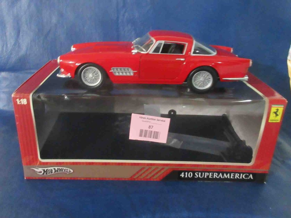 Hot Wheels Ferrari 410 Super America die-cast