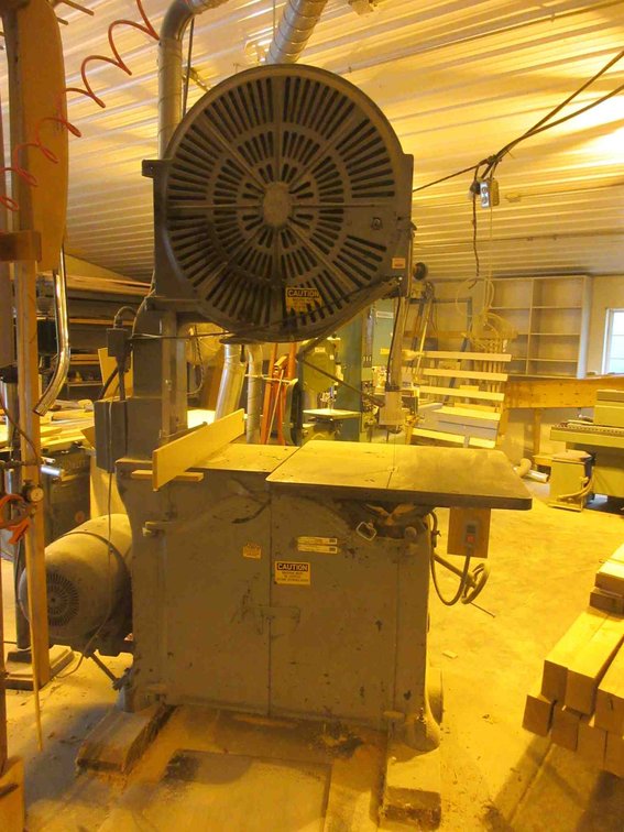 Yates American Y36 36" band saw (buyer to arrange for own removal)