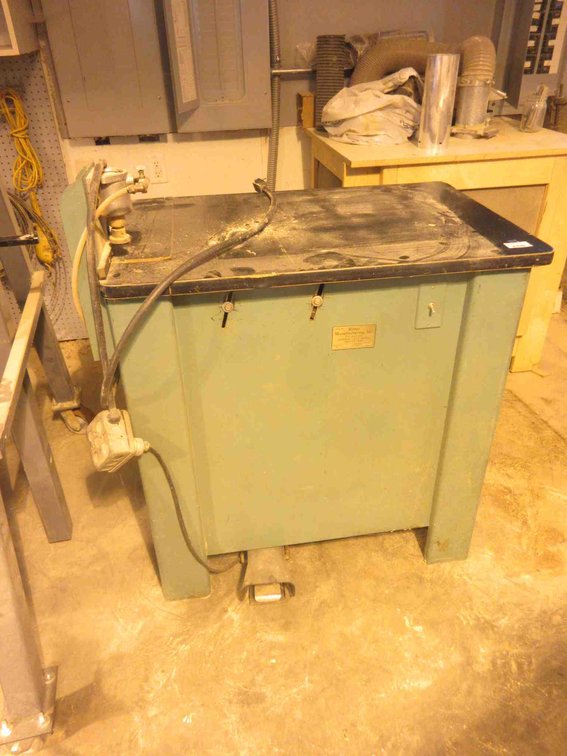 Ritter Manufacturing R200 single spindle pocket hole boring machine (day 2 removal only)