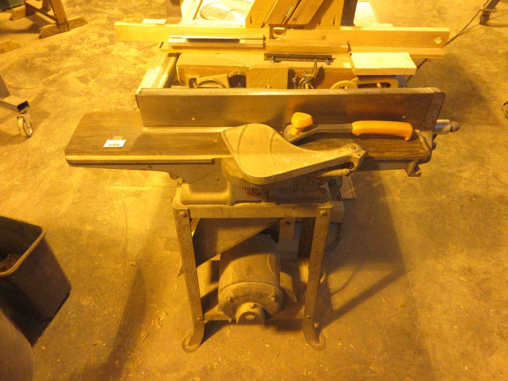 Delta 6" jointer on stand