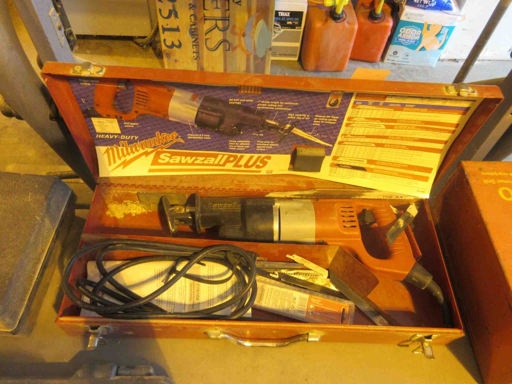 Milwaukee sawzall reciprocating saw