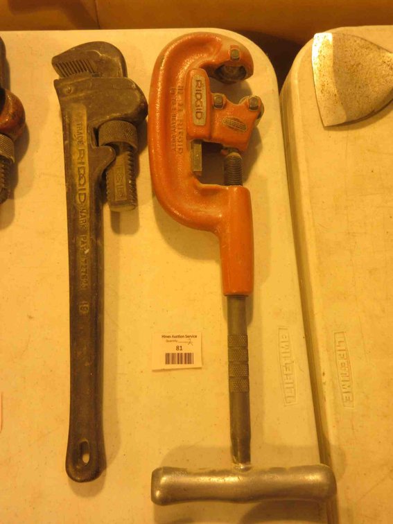 (2) Ridgid pipe tools