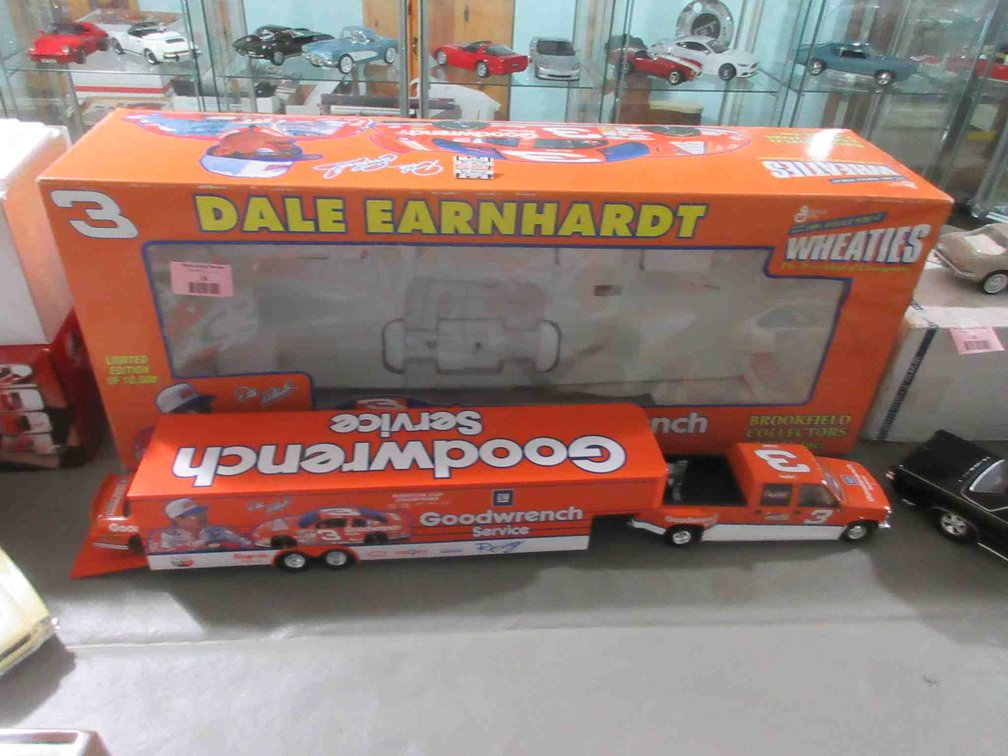 Dale Earnhardt #3 1/25th scale hauler with car die-cast