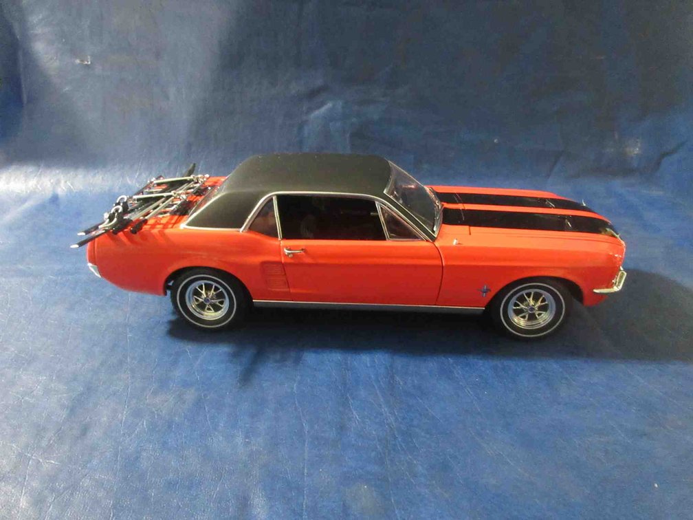 Greenlight 1967 Ford Mustang ski country special die-cast