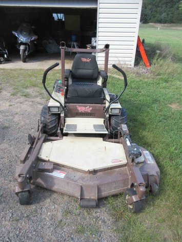 Image for Grasshopper 722D diesel front deck mower (runs & drives)