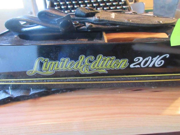 Image for Pair of Schrade 2016 limited edition Uncle Henry knives