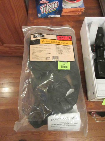 Image for Uncle Mike's vertical shoulder holster